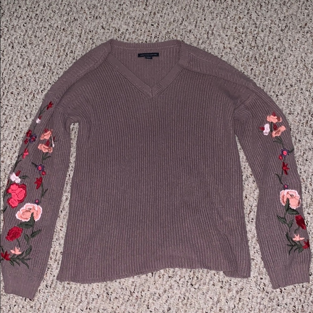 American eagle floral sweater